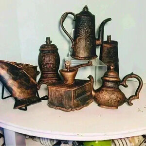 Dart Industries 1974 Wall  Decor. Six piece set. Perfect condition.